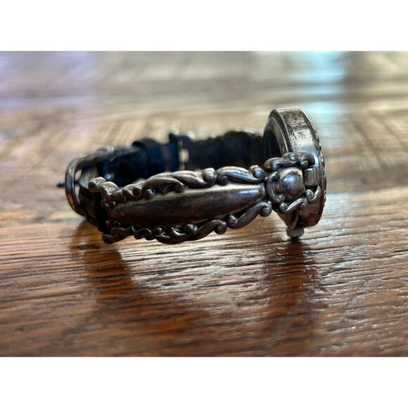 Vintage Brighton Aurora Ladies Watch With Ornate Band With Leather NEEDS BATTERY - Picture 2 of 15